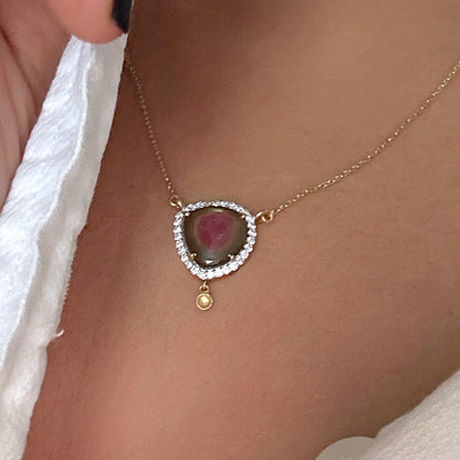 ROSE | THE NECKLACE