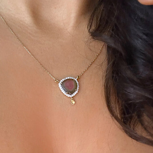 ROSE | THE NECKLACE