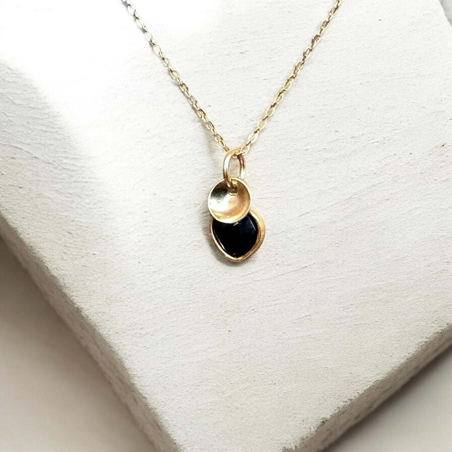 HANNAH | THE NECKLACE